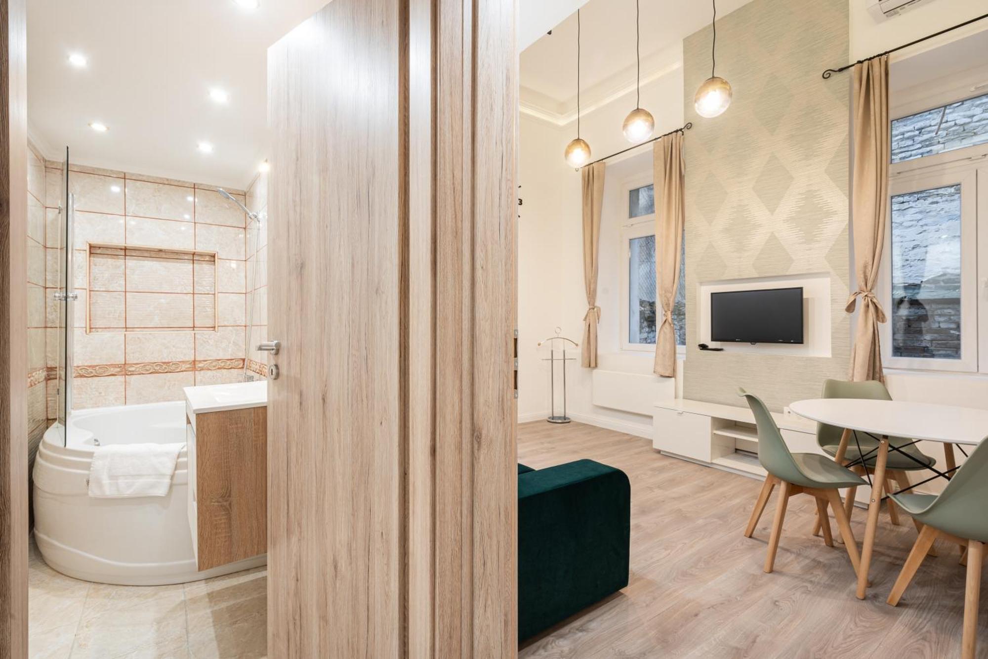 B70-1 - Park Panorama - Location By Bqa Appartement *